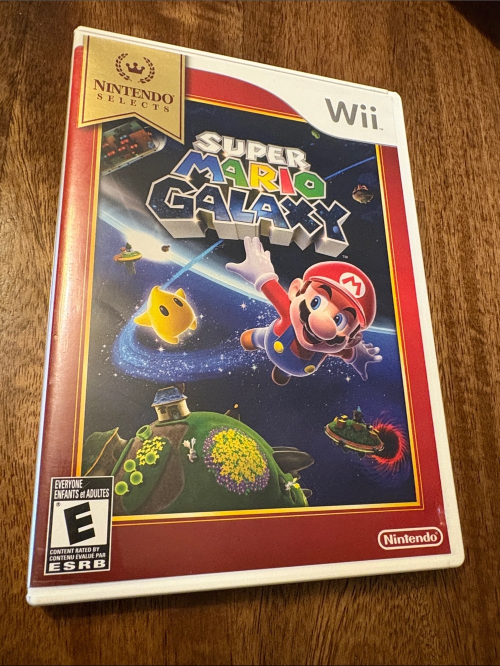 Nintendo Super Mario Galaxy Wii - Red White Case with Colorful Cover